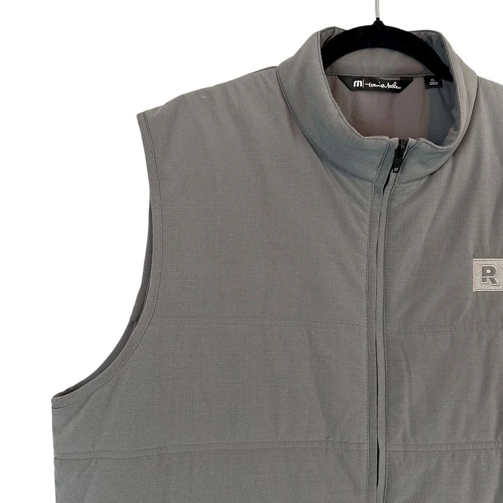 Travis Mathew excellent preowned